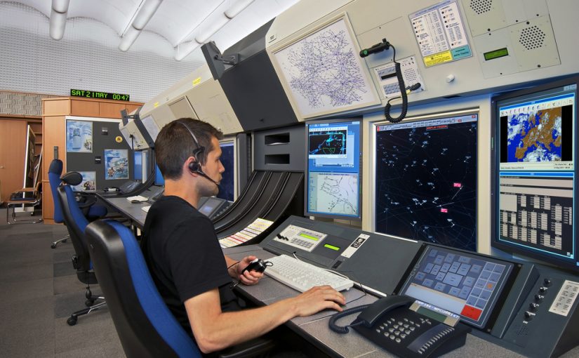 Experiencia profesional en el CV de un controlador aéreo