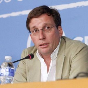 CV Martinez Almeida