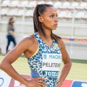 Biografía de Ana Peleteiro